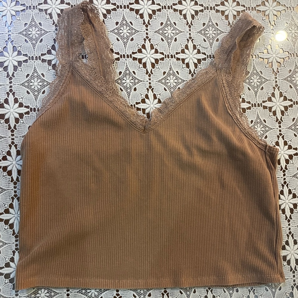 American Eagle lace tank top